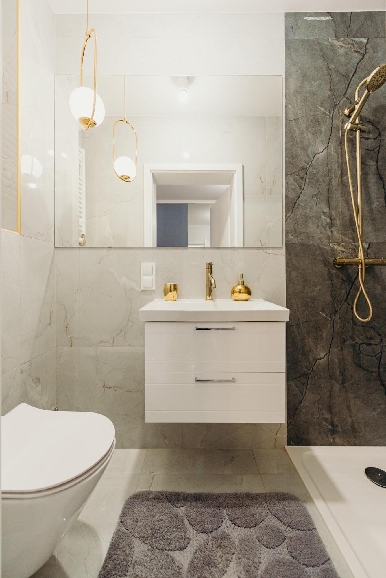 3 Bedrooms Premium Bella Blue For 8 Guests With Ac And Free Out Side Parking Rzeszow Ngoại thất bức ảnh