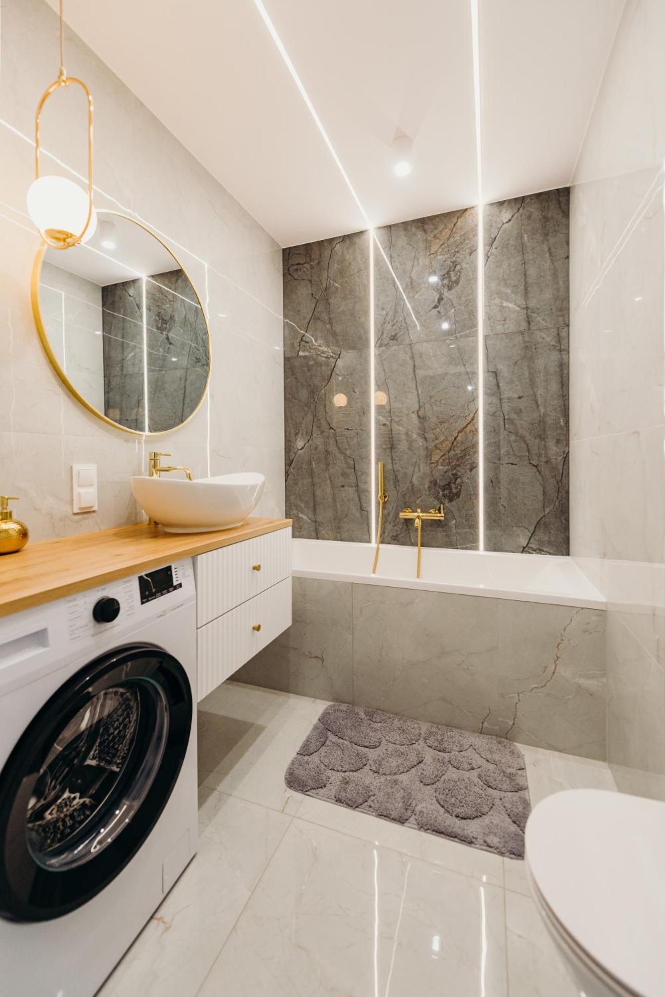 3 Bedrooms Premium Bella Blue For 8 Guests With Ac And Free Out Side Parking Rzeszow Ngoại thất bức ảnh